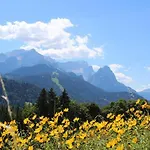 Pensión Pfeiffer Alm Mit Blick Auf Zugspitze Garmisch-Partenkirchen