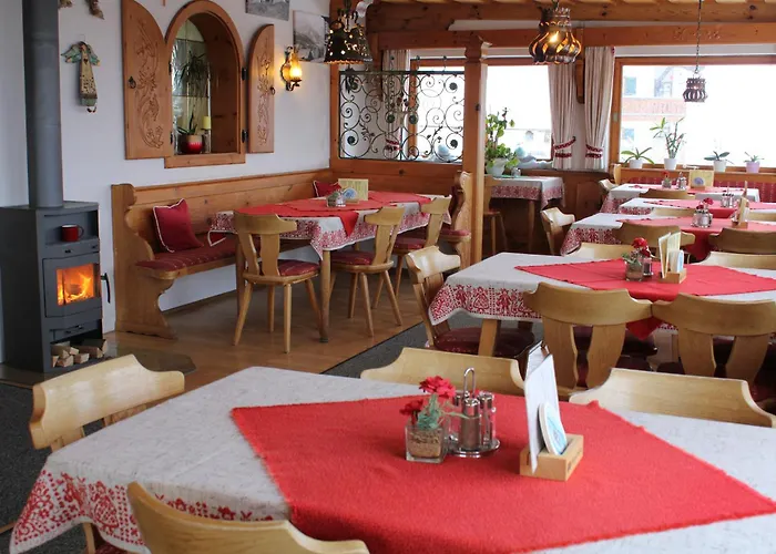 Pfeiffer Alm Mit Blick Auf Zugspitze Guest house Garmisch-Partenkirchen