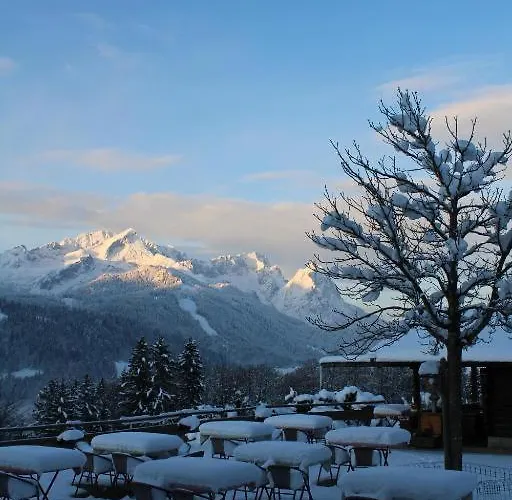 Pfeiffer Alm Mit Blick Auf Zugspitze 3*